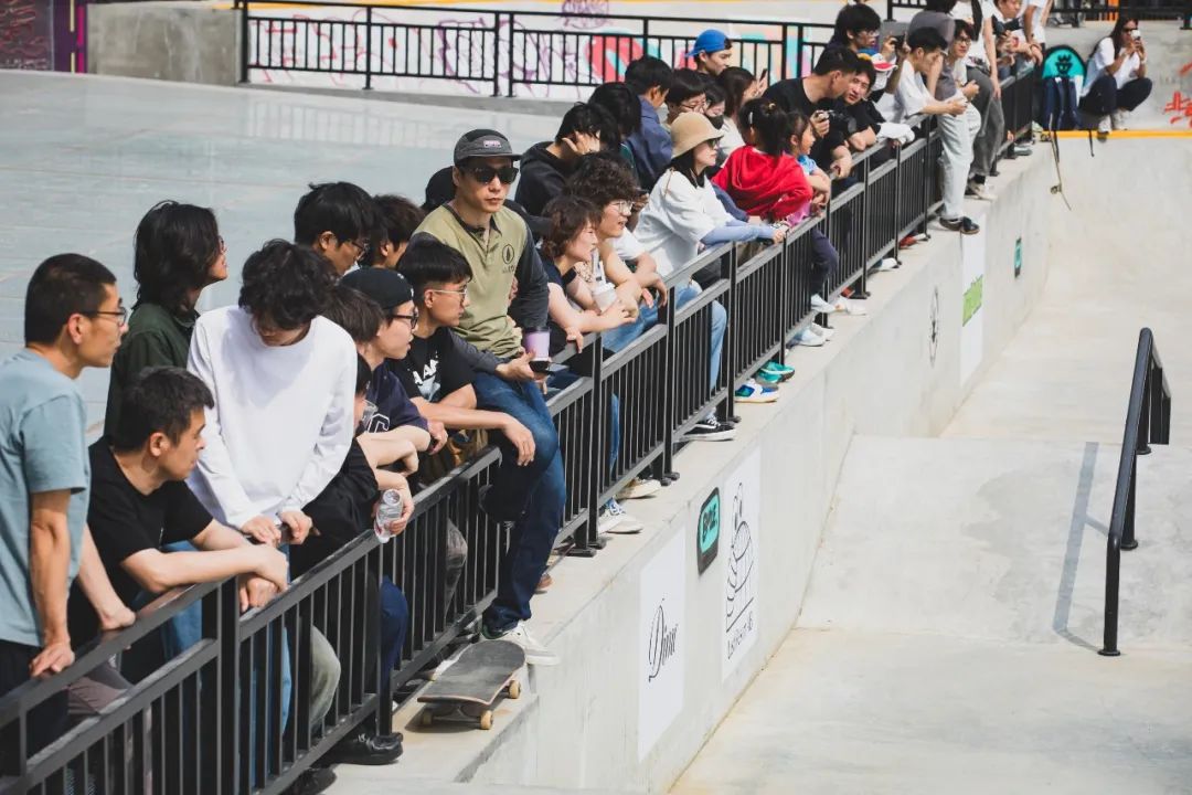 网红教学大叔Maschi携下京之助与山附明梦,在北京和滑手进行了两天深入交流-MadFuture 疯未来