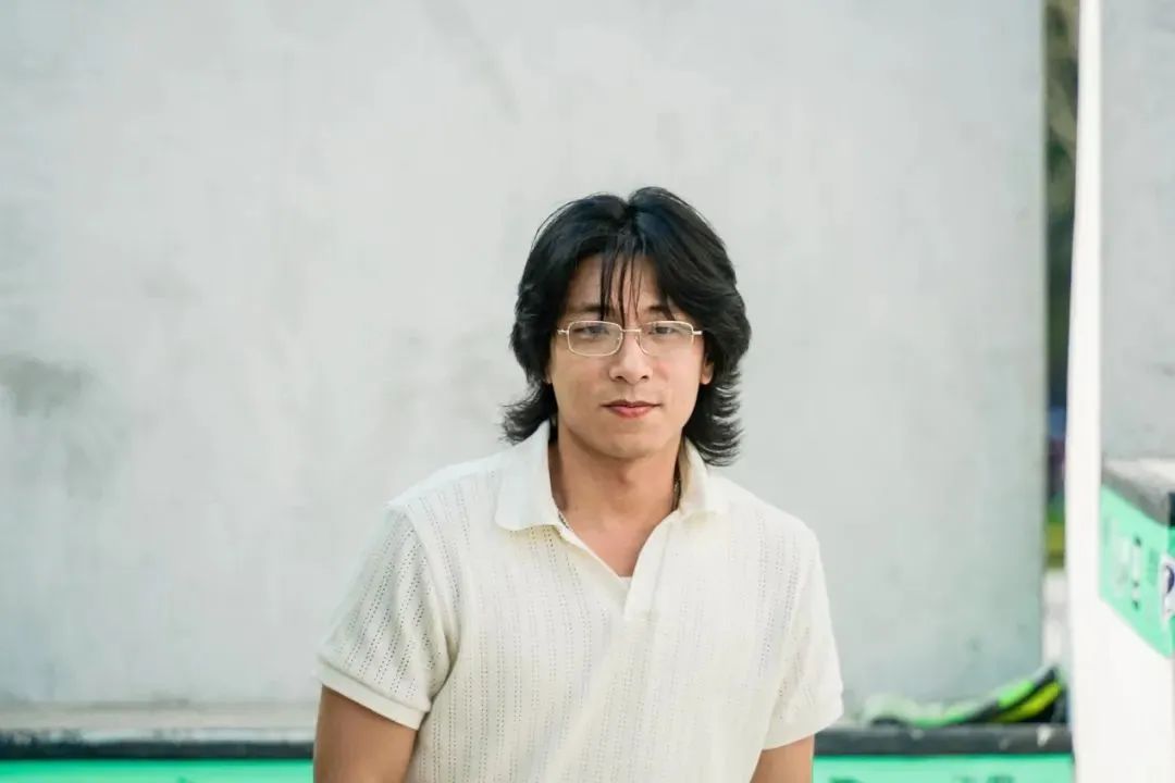 今年的滑板日,我们在山脚下Chill滑了会儿~-MadFuture 疯未来