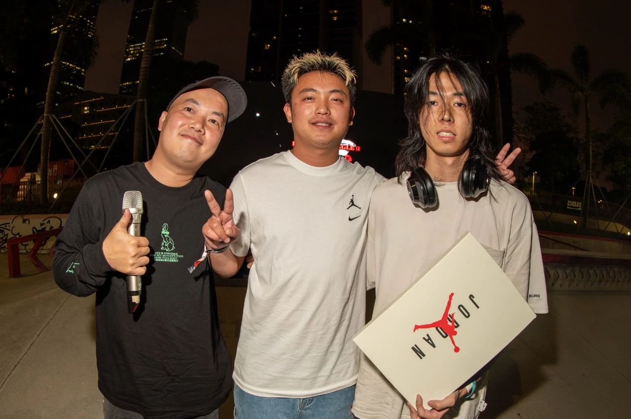 SAGA滑板大片《板命 2》深圳首映: 没有酒水、奖品、依旧吸引189人到场支持!-MadFuture 疯未来