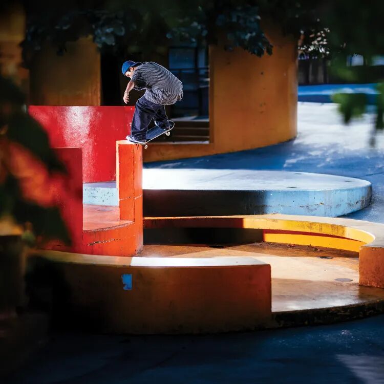 专访微笑哥山附明梦: 聊聊为什么从éS转会到NB全球滑板队伍-MadFuture 疯未来