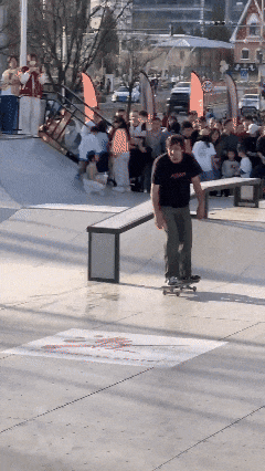 Jacuzzi"被蛇咬"嗨翻天, "假裤子"滑板队北京首站火力全开！-MadFuture 疯未来