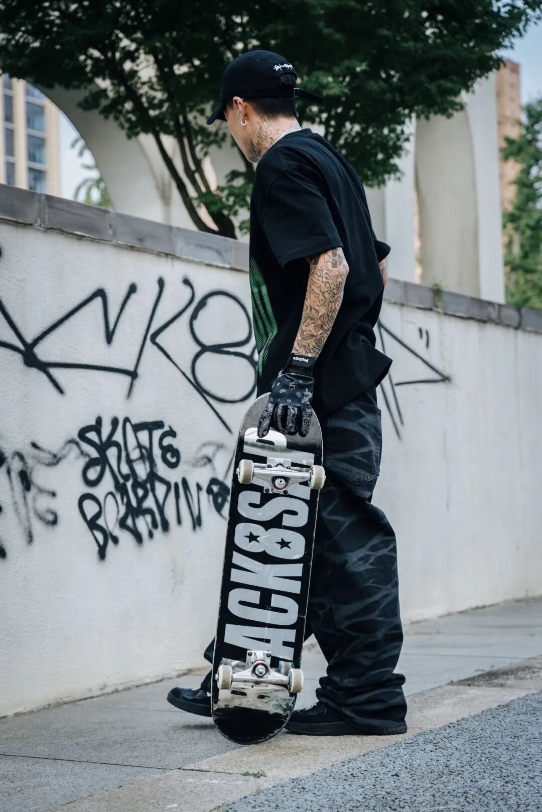 为什么现在赞助/职业滑手的竞品意识越来越淡了？-MadFuture 疯未来