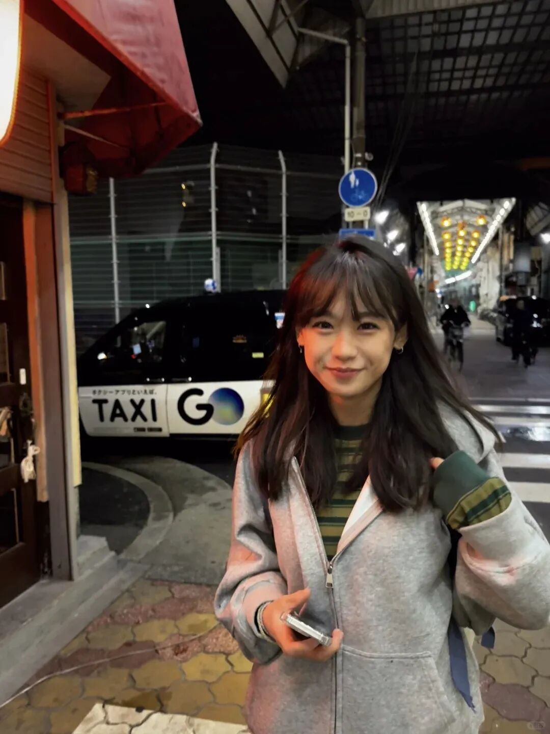 【滑板疯女孩】一不小心成为"网红"的北京女滑手——@某芸xx-MadFuture 疯未来