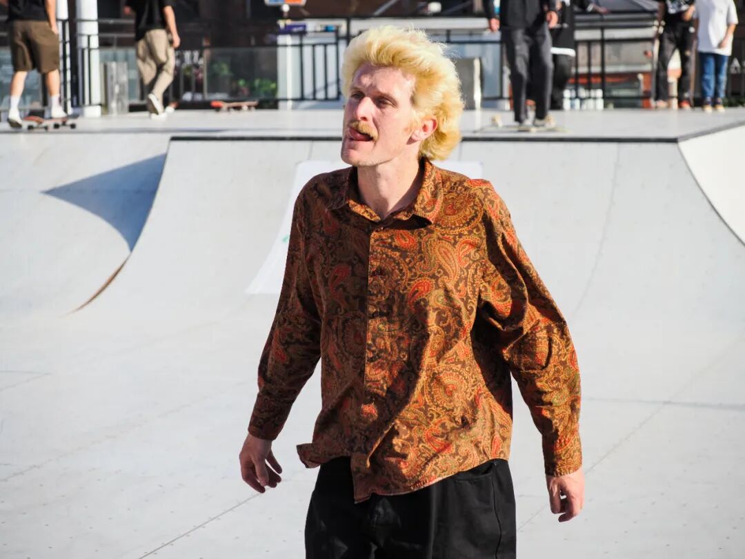 Jacuzzi"被蛇咬"嗨翻天, "假裤子"滑板队北京首站火力全开！-MadFuture 疯未来